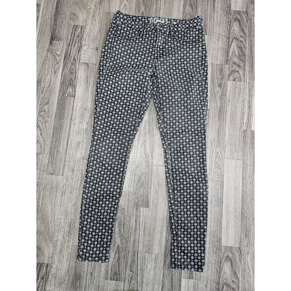 SO Jegging Pants Womens 7 Black White Diamond Print Stretch‎ Skinny Jeans